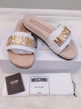 Moschino slides/slippers